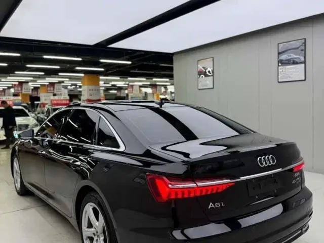 Audi A6L — Фото автомобиля 4
