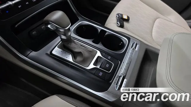 Kia Canival Carnival 4 поколение 9 мест Prestige — Фото автомобиля 9