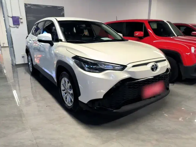Toyota Frontlander — Фото автомобиля 3
