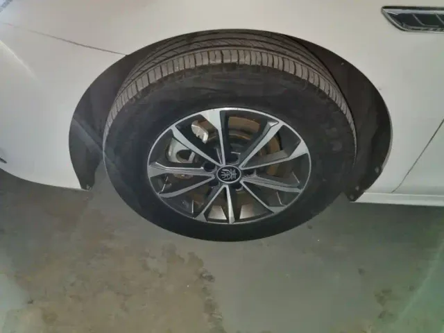 BYD Qin PLUS — Фото автомобиля 22