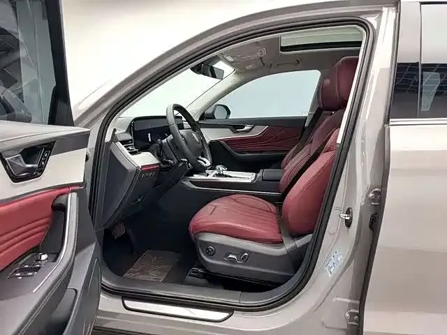 Hongqi HS5 — Фото автомобиля 7