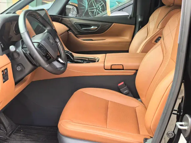 Toyota Vellfire — Фото автомобиля 4