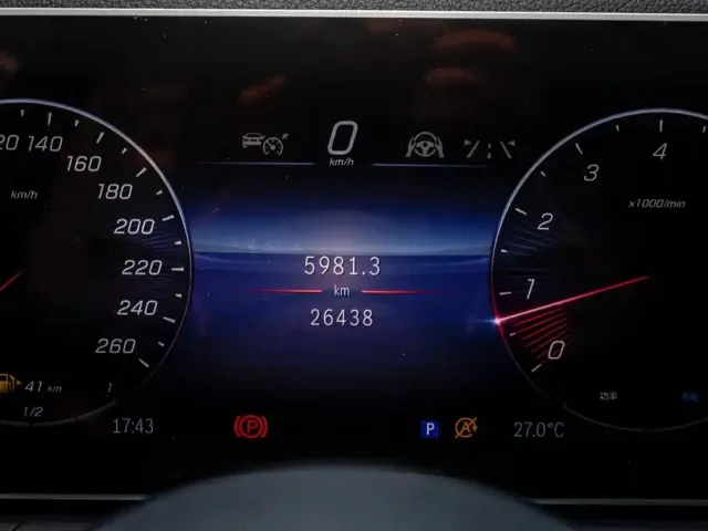 Mercedes-Benz GLE-Class — Фото автомобиля 13