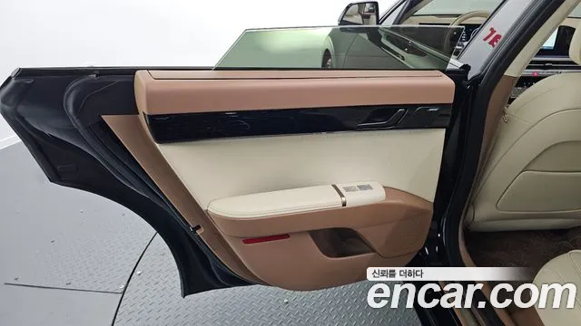 Hyundai Grandeur GN7 — Фото автомобиля 14