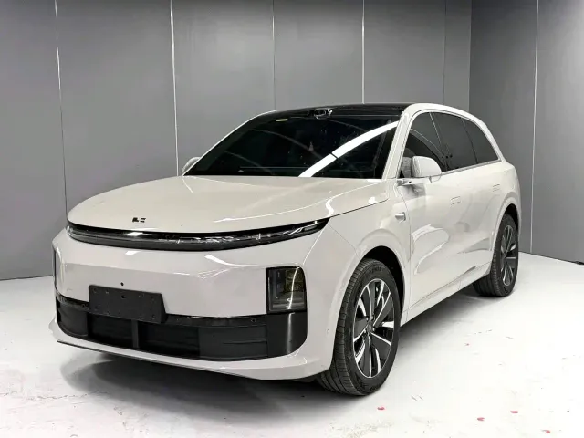 Фотография автомобиля — Li Auto L6