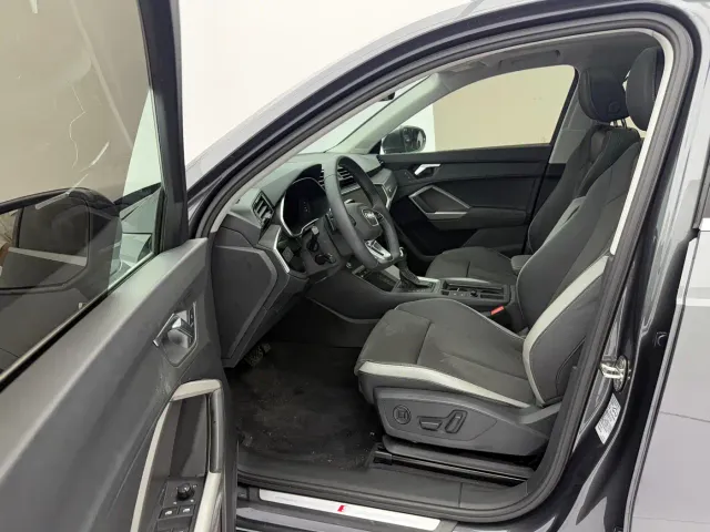 Audi Q3 — Фото автомобиля 18