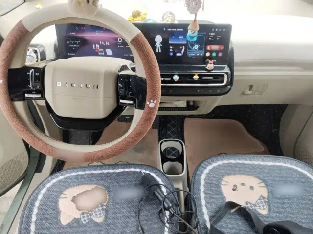 Baojun KiWi EV — Фото автомобиля 5