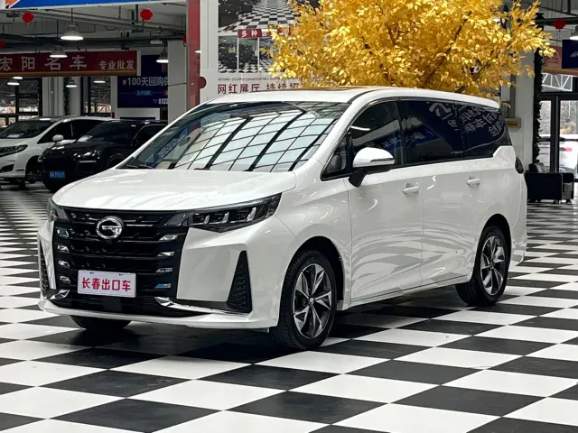 Фотография автомобиля — GAC Trumpchi M6