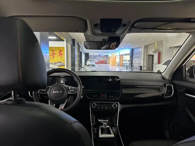 Kia Seltos — Фото автомобиля 6