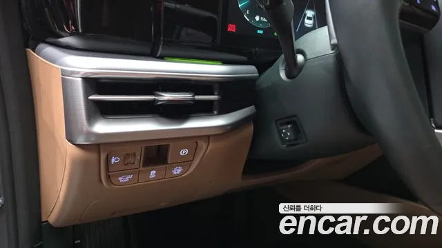 Hyundai Grandeur GN7 — Фото автомобиля 28