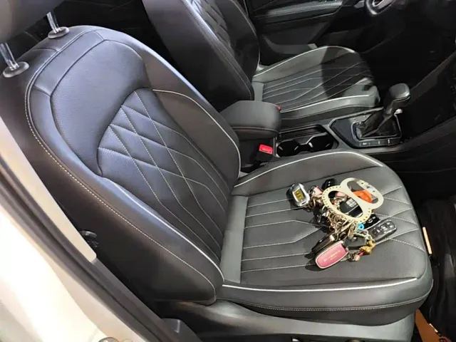 Volkswagen Tiguan L — Фото автомобиля 19