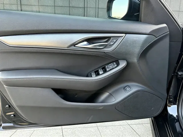 Cadillac CT5 — Фото автомобиля 12