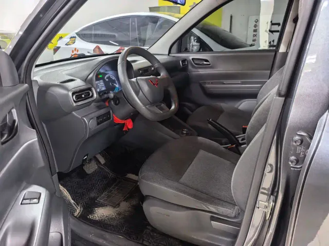Wuling Hongguang — Фото автомобиля 5