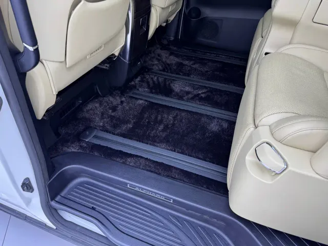 Toyota Alphard — Фото автомобиля 6