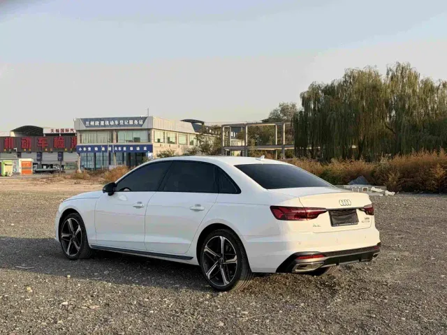 Audi A4L — Фото автомобиля 6