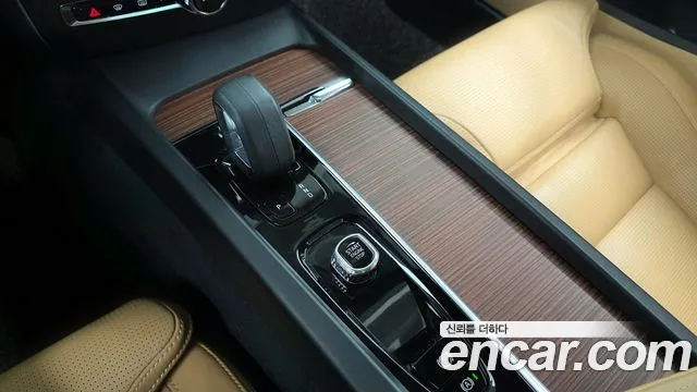 Вольво V60 V60 Cross Country 2 поколение B5 Pro AWD — Фото автомобиля 9