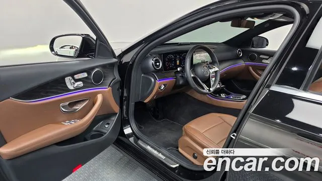 Mercedes-Benz E-Class W213 — Фото автомобиля 10