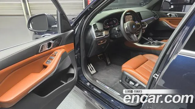 BMW X5 xDrive 40i M Sport — Фото автомобиля 11