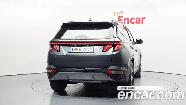 Hyundai Tucson Tucson (NX4) Бензин 1.6 турбо 2WD — Фото автомобиля 3