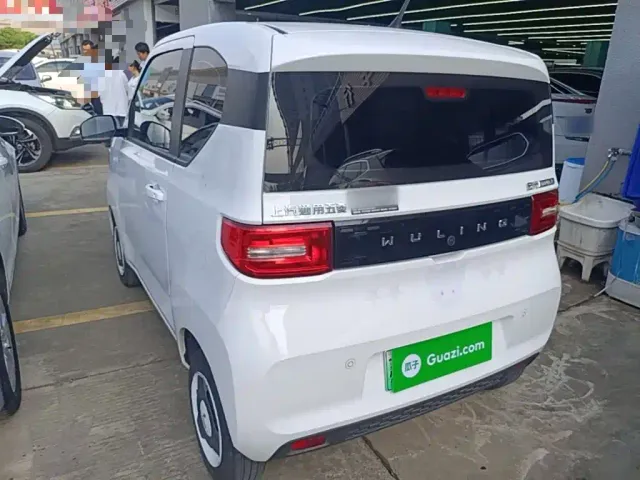 Wuling Hongguang Mini EV — Фото автомобиля 4