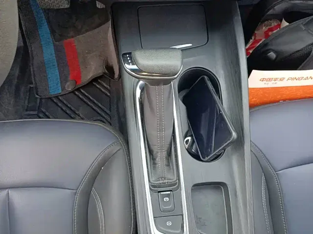 Buick Velite 6 — Фото автомобиля 13