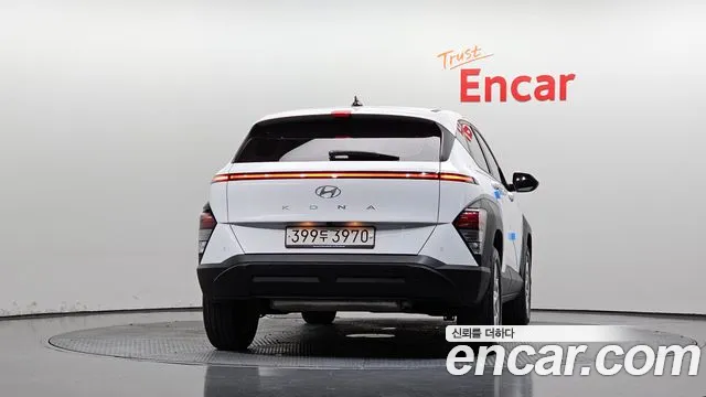 Hyundai Kona SX2 — Фото автомобиля 4