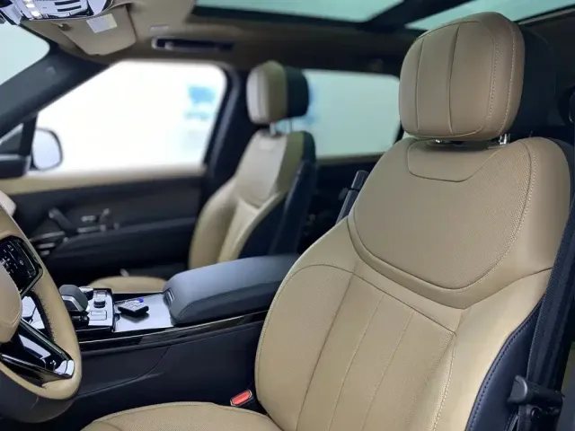 Land Rover Range Rover Sport — Фото автомобиля 29