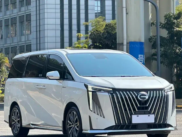 GAC Trumpchi M8 — Фото автомобиля 3