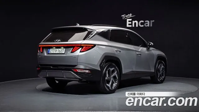 Hyundai Tucson Tucson (NX4) Бензин 1.6 Turbo 4WD — Фото автомобиля 2