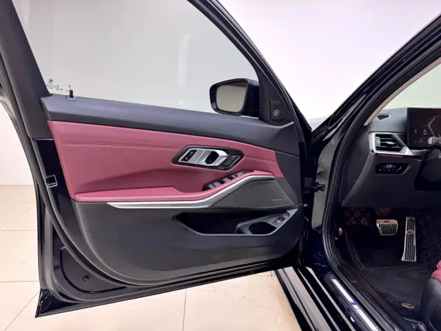 BMW 3 Series — Фото автомобиля 8