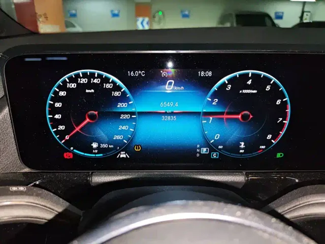 Mercedes-Benz GLA-Class — Фото автомобиля 4