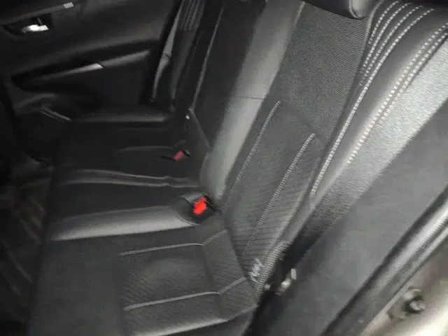 Toyota Harrier — Фото автомобиля 13