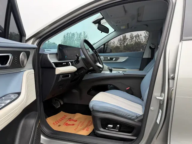 Chery Omoda 5 — Фото автомобиля 8