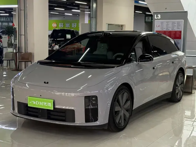Li Auto i6 — Фото автомобиля 3
