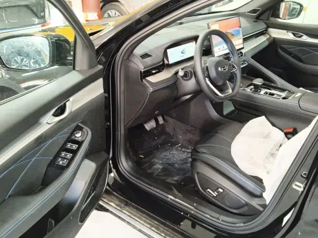Geely Xingrui — Фото автомобиля 15