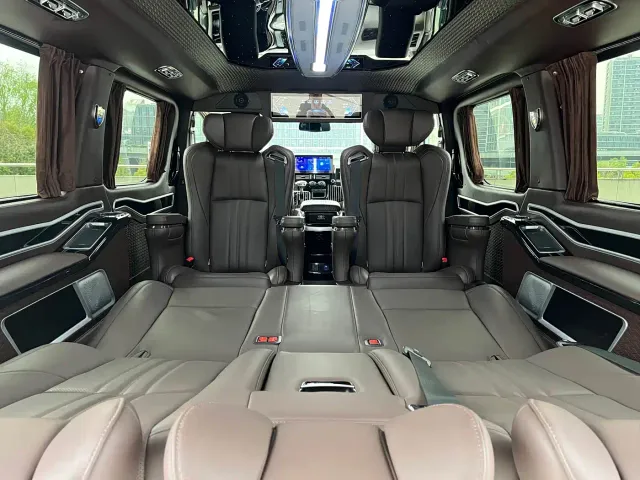 Toyota HIACE — Фото автомобиля 12