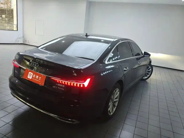 Audi A6L — Фото автомобиля 9