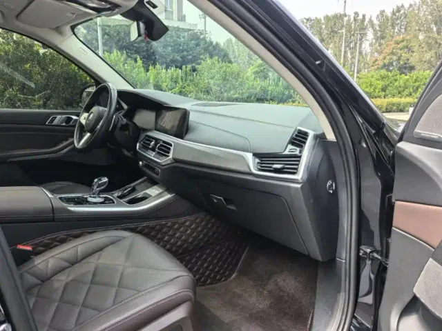 BMW X5 — Фото автомобиля 8