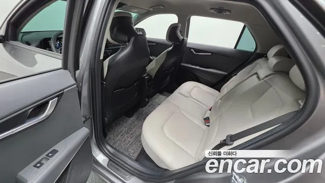 Kia Niro The All New — Фото автомобиля 16