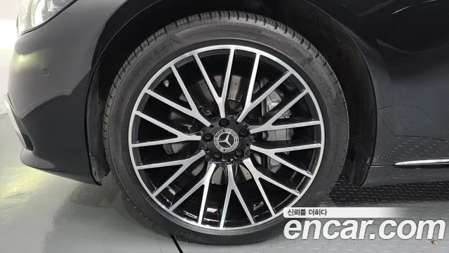Mercedes-Benz S-Class — Фото автомобиля 5