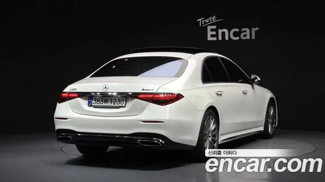 Mercedes-Benz S-Class — Фото автомобиля 2