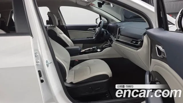 Kia Sportage Sportage 5-е поколение Дизель 2.0 2WD — Фото автомобиля 10