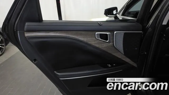 Kia K8 K8 Hybrid — Фото автомобиля 14