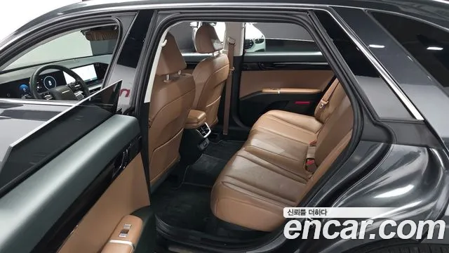Hyundai Grandeur Grandeur (GN7) — Фото автомобиля 12