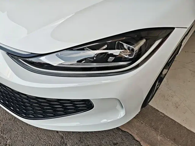 Volkswagen Lamando — Фото автомобиля 23
