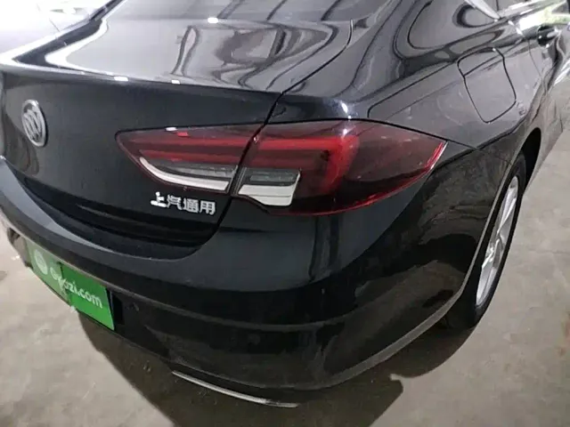 Buick Regal — Фото автомобиля 7