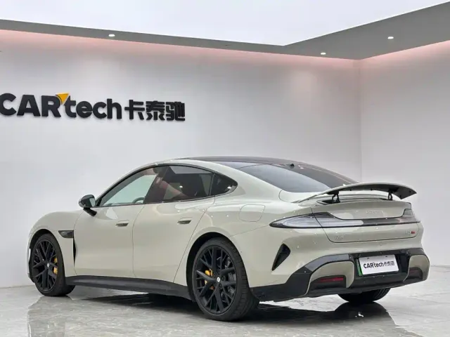 Xiaomi SU7 — Фото автомобиля 3