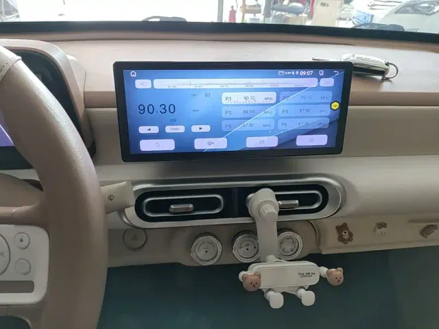 Wuling Hongguang Mini EV — Фото автомобиля 12