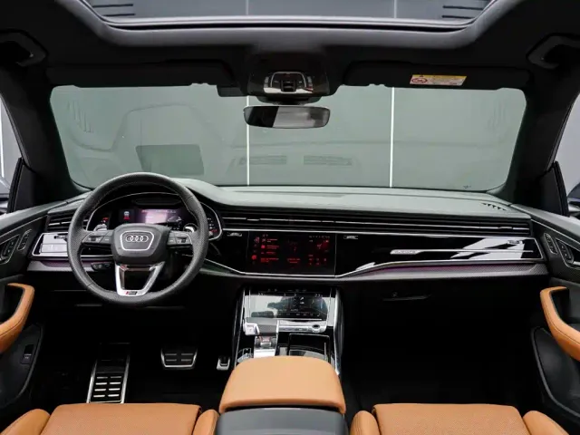 Audi RS Q8 — Фото автомобиля 18