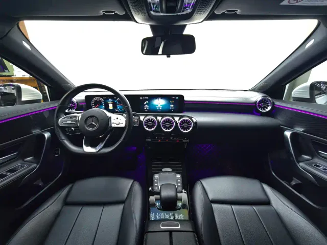 Mercedes-Benz A-Class — Фото автомобиля 14